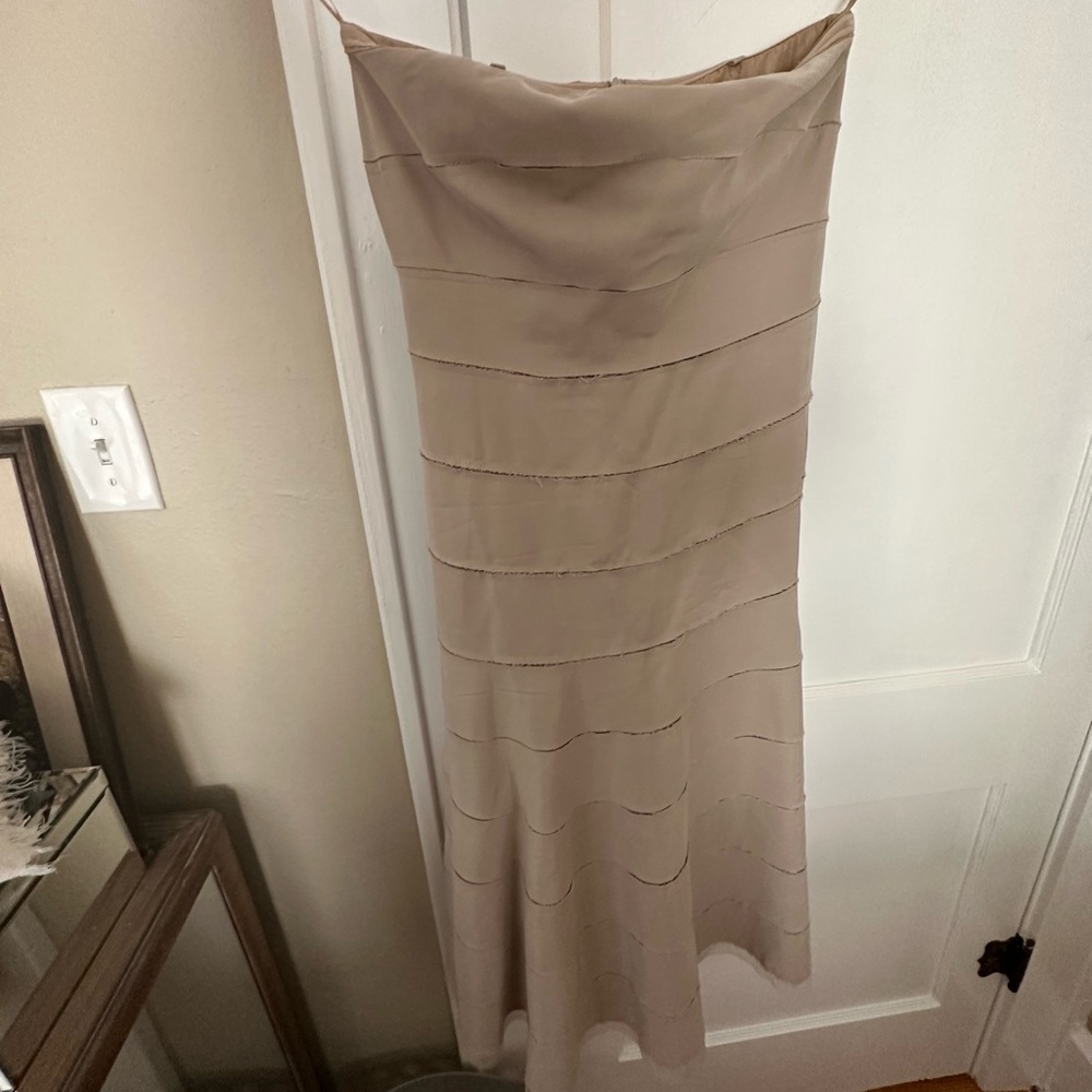 Elegant Sachin + Babi Strapless Midi Beige Dress